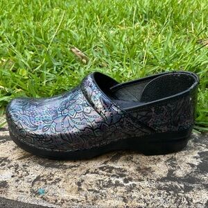 DANSKO Professional Multi Colored Slip On Comfort Clog Women’s Size 41/7.5-8